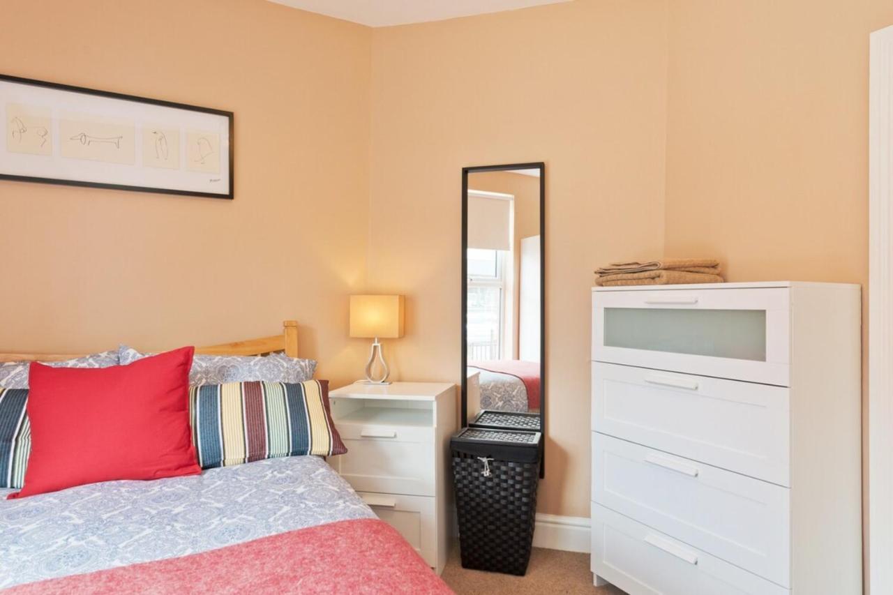 Charming Riverside - Minutes From